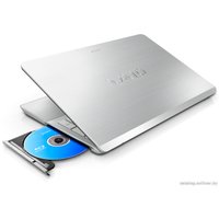 Ноутбук Sony VAIO SVF15A1Z2RS