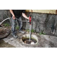 Садовый насос Milwaukee M12 BSWP-0 (без АКБ)