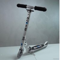 Двухколесный детский самокат Micro Sprite LED (серебристый)