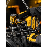 Гайковерт Denzel CIWH-BL-20-350 (с 1-им АКБ, кейс)