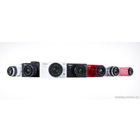 Беззеркальный фотоаппарат Nikon 1 J1 Kit 10-30mm