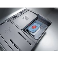 Встраиваемая посудомоечная машина Bosch Serie 2 SPV2XMX01E