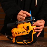 Электролобзик Deko DKJS850E 083-1010