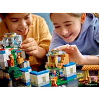 Конструктор LEGO Minecraft 21188 Деревня лам