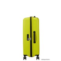 Чемодан-спиннер American Tourister Aerostep Light Lime 67 см