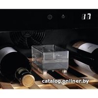 Винный шкаф AEG AWUS020B5B