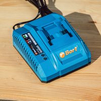 Ударная дрель-шуруповерт Bort BAB-21U 93414837 (с 2-мя АКБ, кейс)