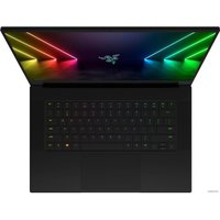 Игровой ноутбук Razer Blade 15 RZ09-0421PEF3-R3E1