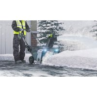 Снегоуборщик Greenworks GD82ST (без АКБ)