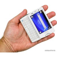 Телефон Sony Ericsson Xperia mini pro SK17i