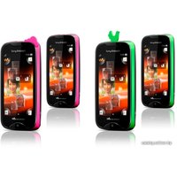 Кнопочный телефон Sony Ericsson Mix Walkman WT13i