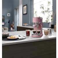 Рожковая кофеварка DeLonghi Dedica EC890.PK