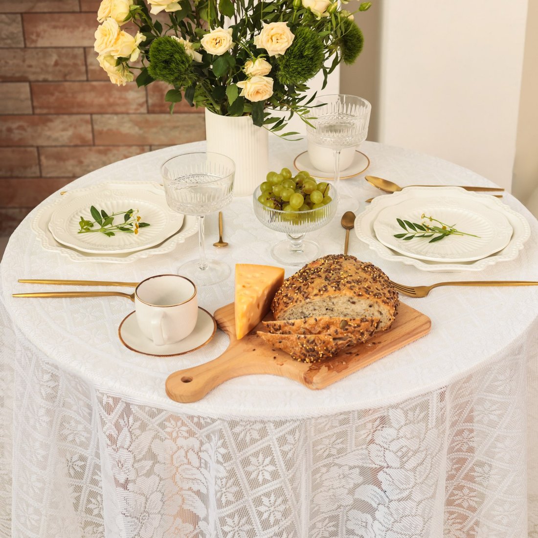 

Скатерть Доляна Ажур 10513387 (белый)