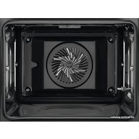Электрический духовой шкаф Electrolux OKE6P71X