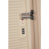 Чемодан-спиннер American Tourister Soundbox Coconut sand 67 см