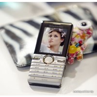 Кнопочный телефон Sony Ericsson S312