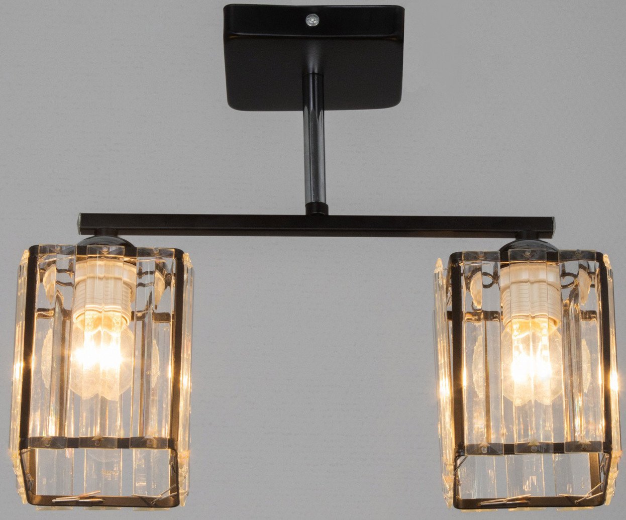 

Люстра средней высоты BayerLux 6591191/2 4691588 (черный)