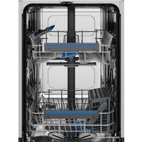 Встраиваемая посудомоечная машина Electrolux EEG62300L