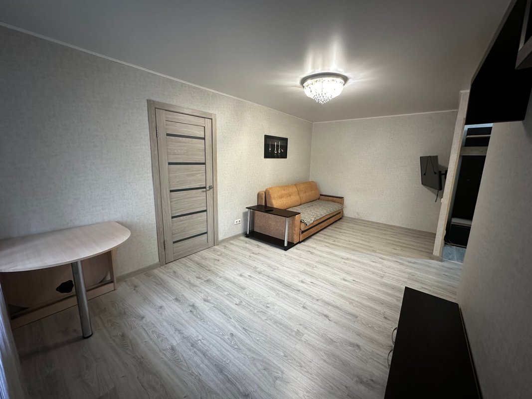 2 rooms, Минск