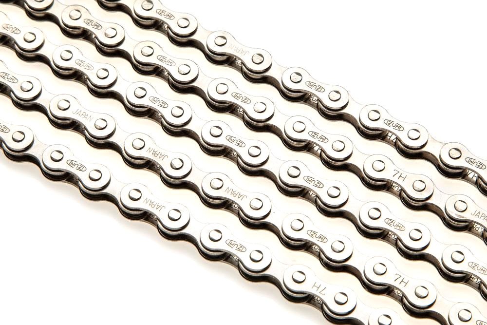

Цепь велосипедная Izumi ES410CNP 1/2x3/32" 116L