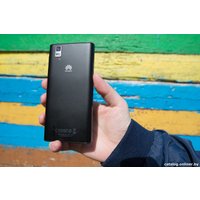 Телефон Huawei Ascend P2