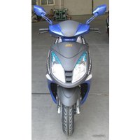 Скутер Hors 058