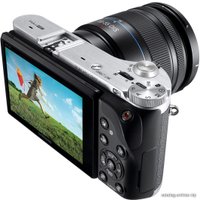 Беззеркальный фотоаппарат Samsung NX300 Kit 18-55mm