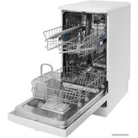 Отдельностоящая посудомоечная машина Indesit DSCFE 1B10 RU