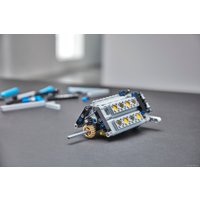 Конструктор LEGO Technic 42083 Bugatti Chiron