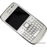 Смартфон Nokia E6