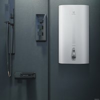 Накопительный электрический водонагреватель Electrolux EWH 50 Inoxis