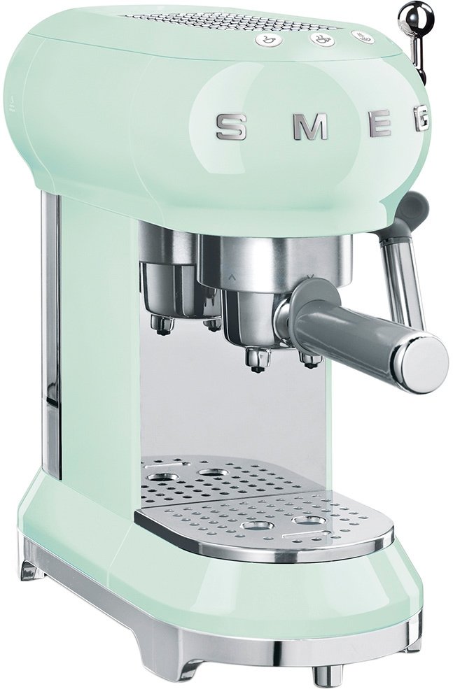 

Рожковая кофеварка Smeg ECF01PGEU