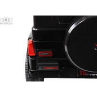 Электромобиль RiverToys Z111VO (черный)