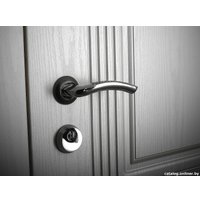 Металлическая дверь ДРД М-вайт в комплектации Кале плюс