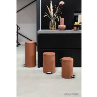 Мусорное ведро Brabantia Pedal Bin NewIcon 12 л (минерально-коричневый)