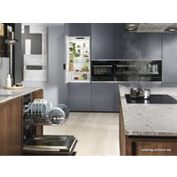 Встраиваемая посудомоечная машина Electrolux KECB8300L