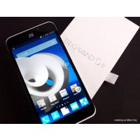 Телефон ZTE Grand S2
