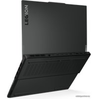 Игровой ноутбук Lenovo Legion Pro 7 16IRX8 82WR0001PB