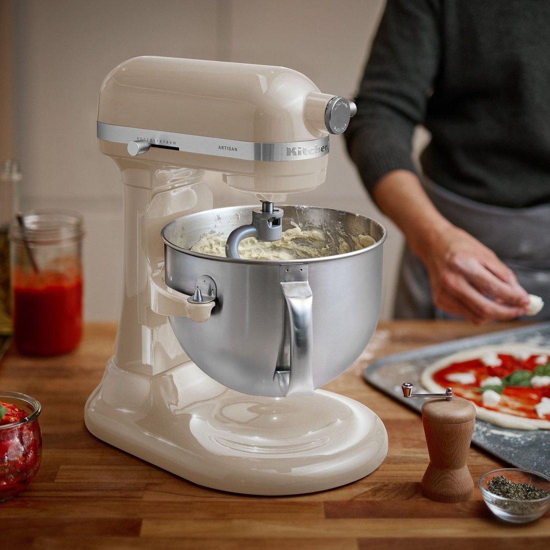 

Кухонная машина KitchenAid Artisan 5KSM60SPXEAC