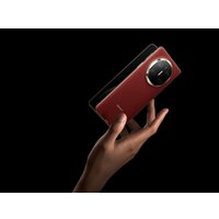 Телефон Huawei Mate X6 ICL-LX9 12GB/512GB (красный)