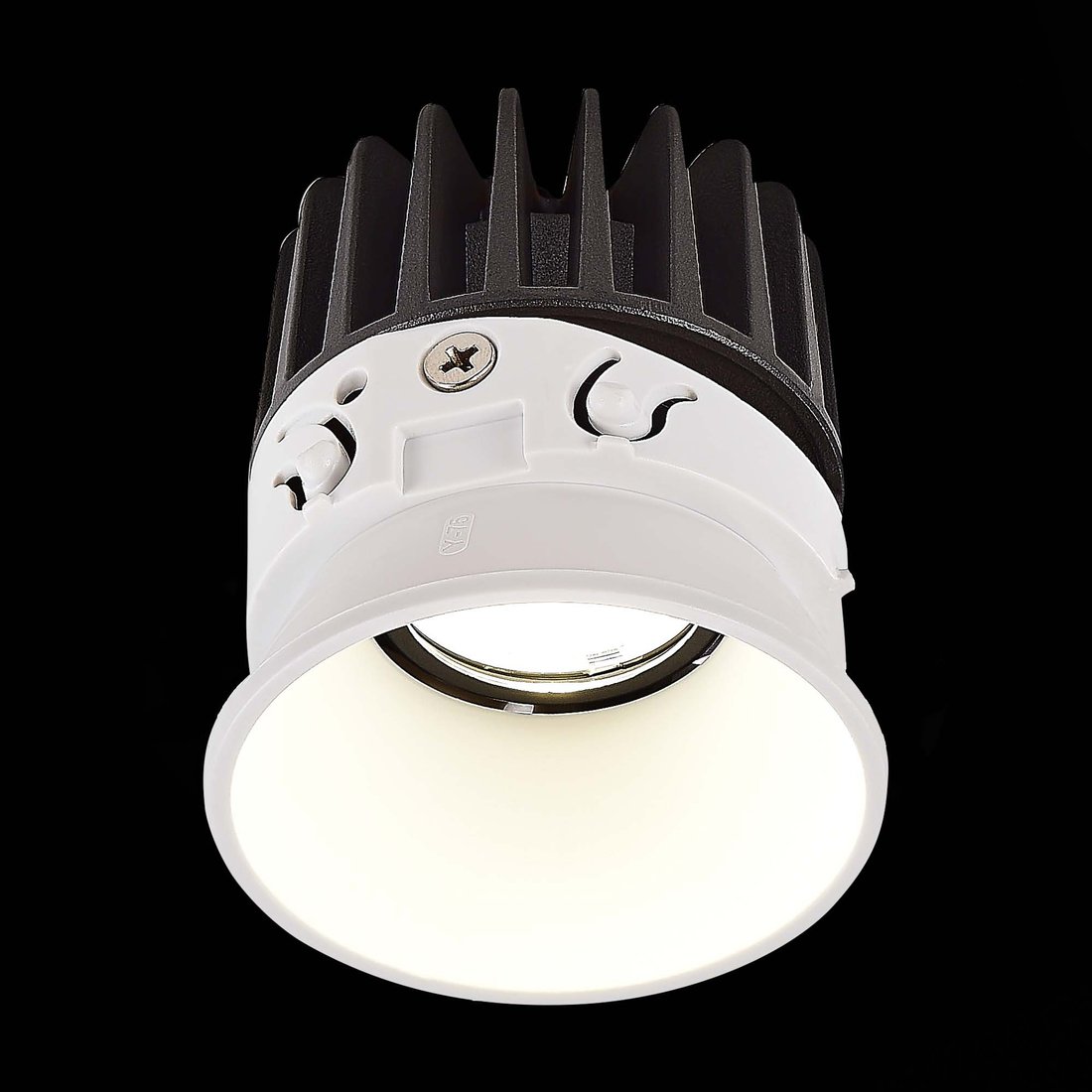 

Точечный светильник ST Luce ST851.548.07