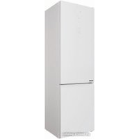 Холодильник Hotpoint HT 8201I W O3