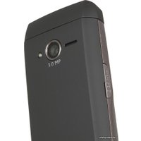 Кнопочный телефон Philips Xenium Champion X333