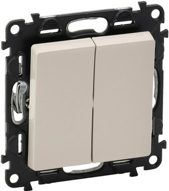 Выключатель проходной Legrand Valena Life 7 525 08