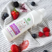 Пятновыводитель Synergetic со щеткой 250мл