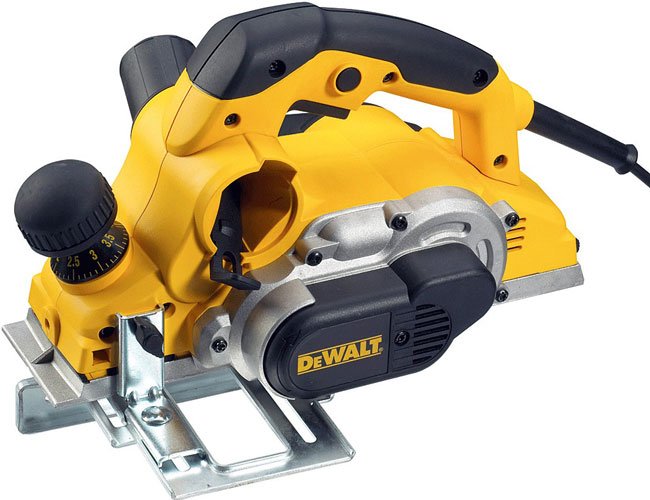 

Рубанок DeWalt D26500