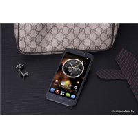 Телефон ZTE Grand Memo (V9815)