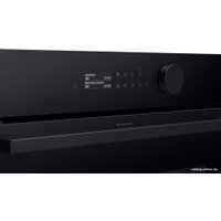 Электрический духовой шкаф Samsung NV7B5755TAK/WT