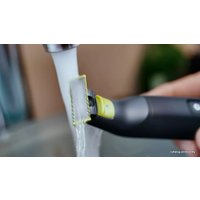 Триммер для бороды и усов Philips OneBlade Pro QP6530/15