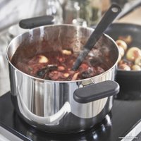 Кастрюля Ikea Миддагсмат с крышкой 804.637.13